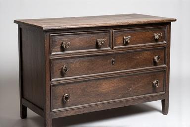 Mueble antes de restaurar